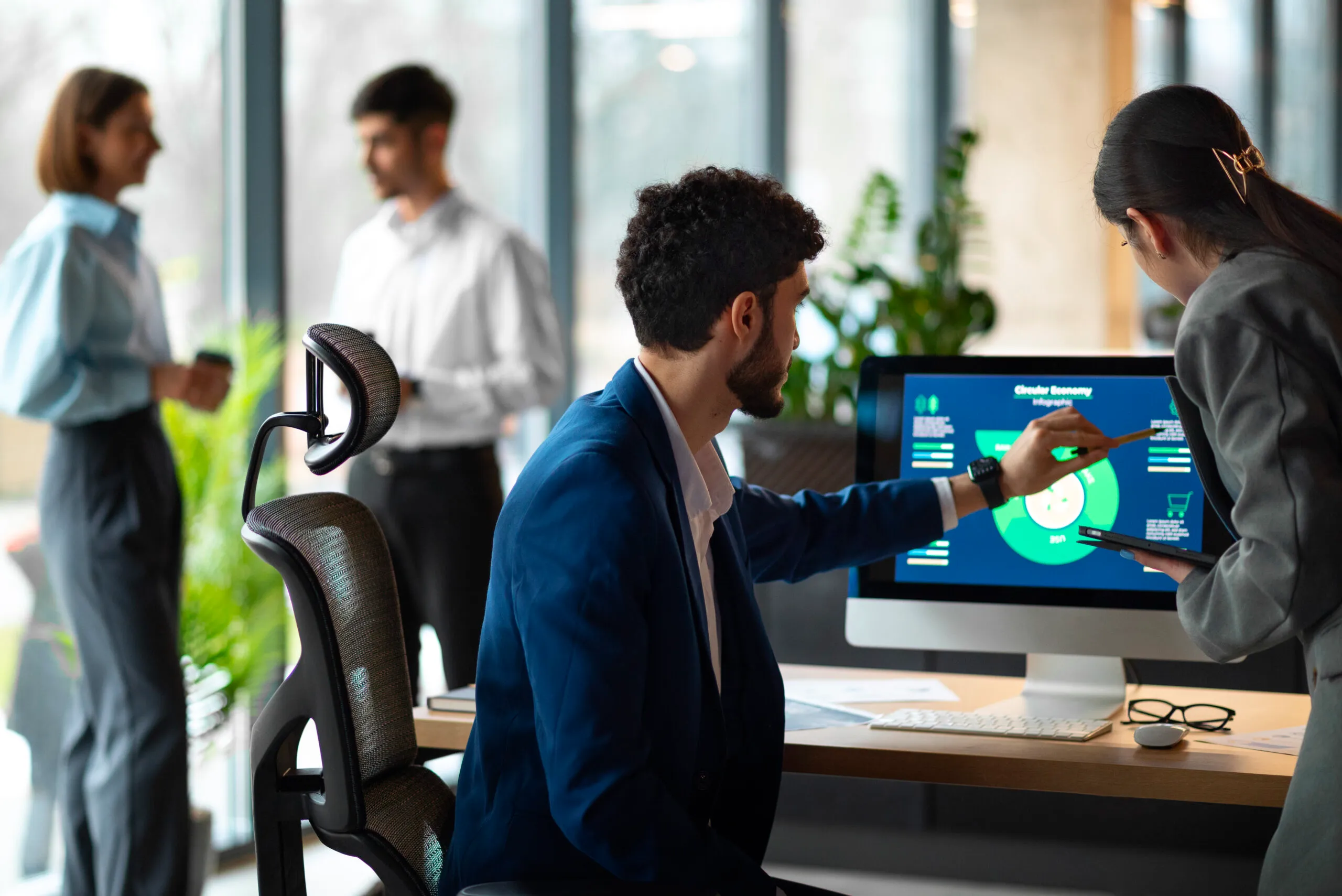 What Role Does Data Play in Modern Customer Service Management?